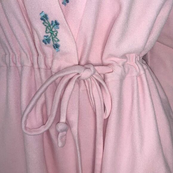 Vintage Pink Sears Embroidered Fleece Tie Waist Dressing Robe Small - Picture 6 of 14